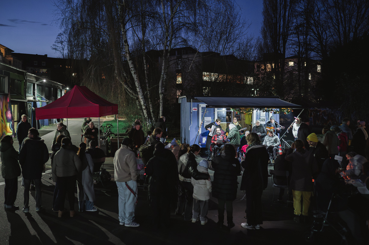 Pop-up Weihnachtsfeier stimmt auf Heiligabend ein